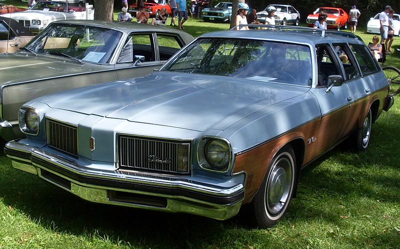 1973 Oldsmobile Vista Cruiser Values Hagerty Valuation Tool®